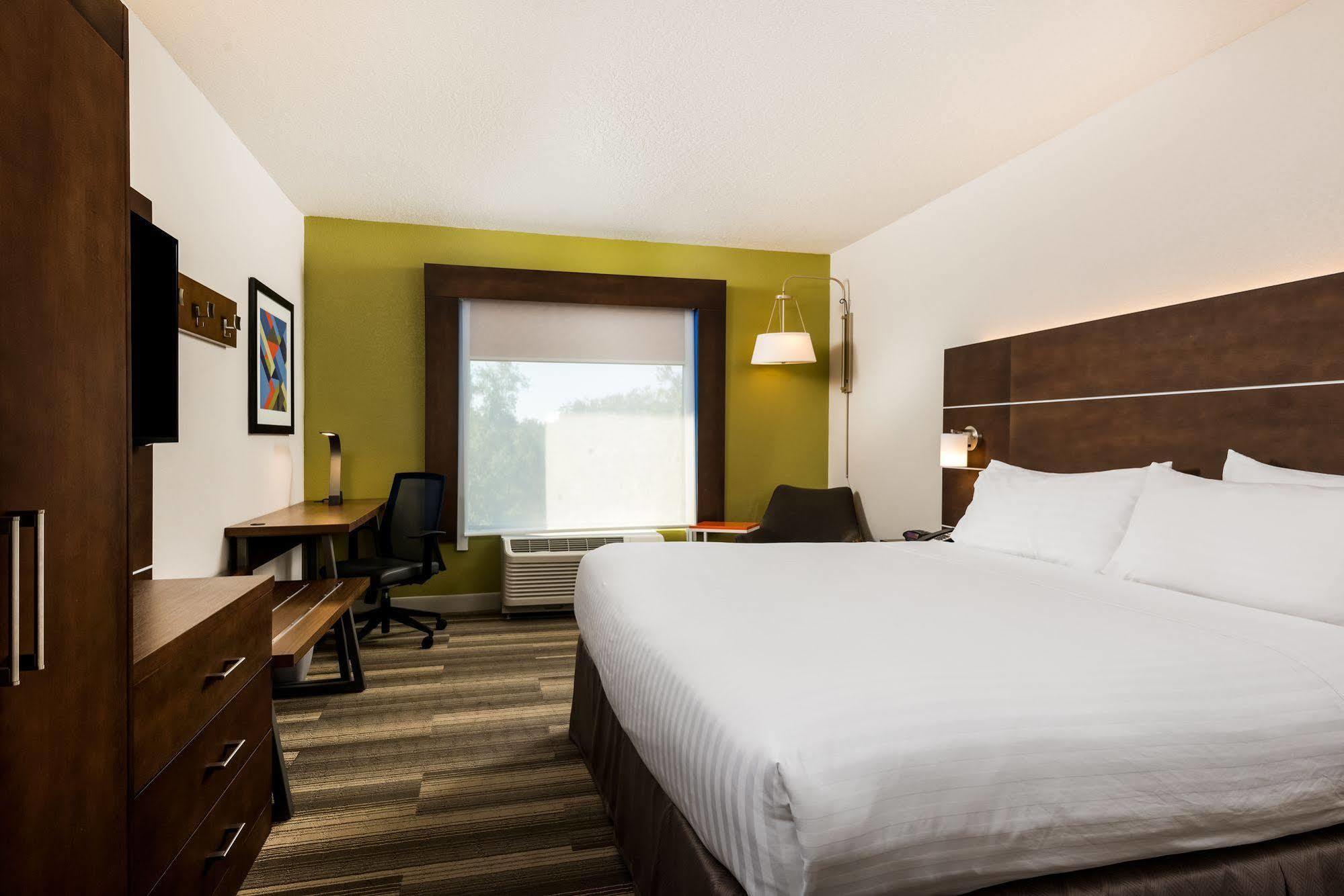 Holiday Inn Express Hotel & Suites Bartow By Ihg Екстер'єр фото